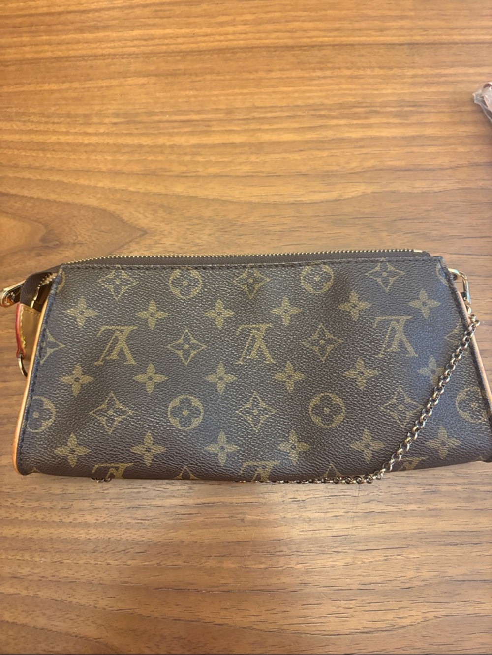 Louis Vuitton Pouchette Sophie Monogram Chain Wristlet with Gold Hardware - Picture 8 of 14